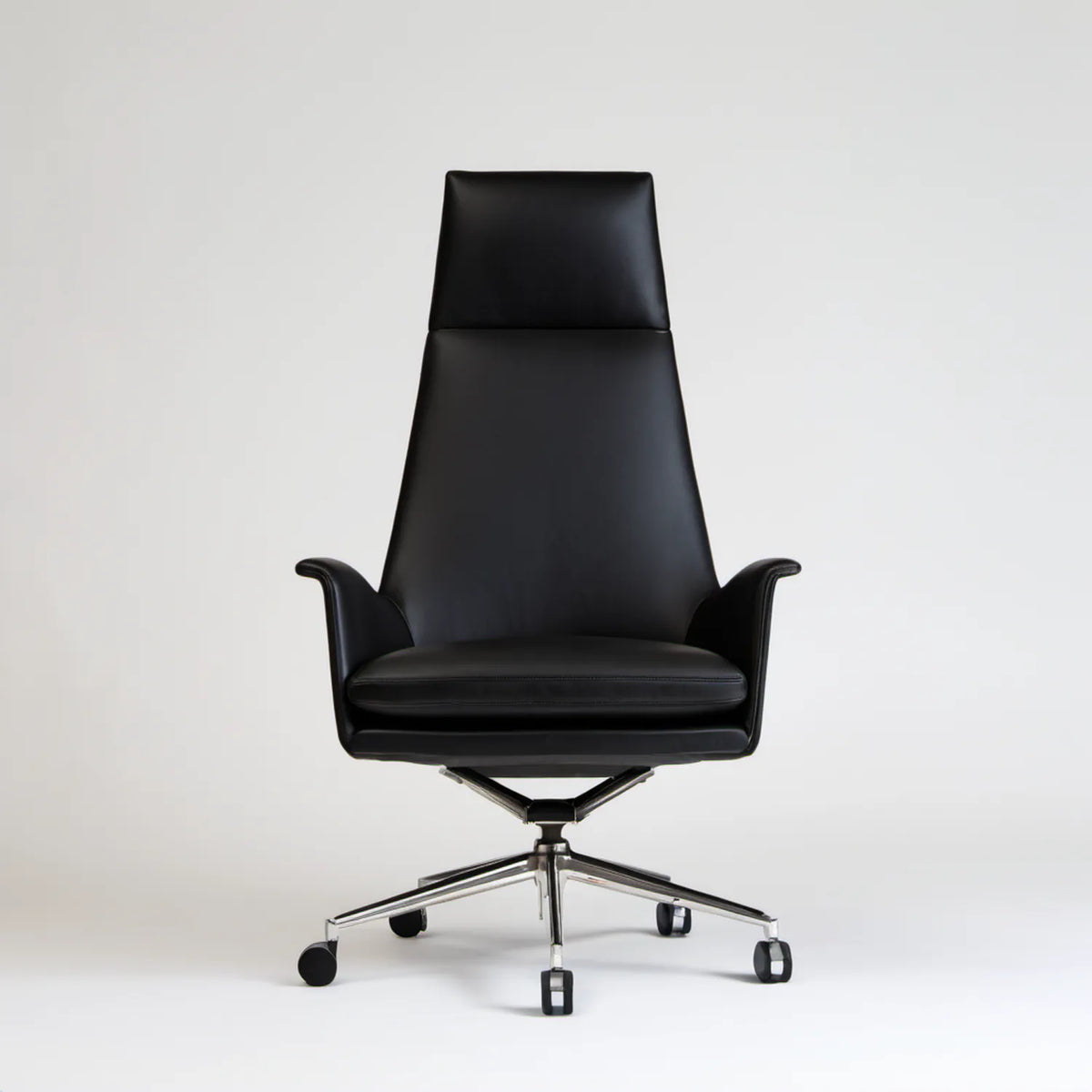 Czarny obrotowy fotel biurowy z ekoskóry PU, wysokie oparcie, 65 x 65 x 118–128 cm